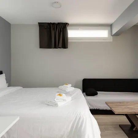 Caravanserai Studio 9 Apartment